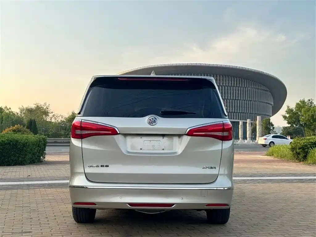 Buick GL8 2017 ES 28T Comfort Type China V фото 5