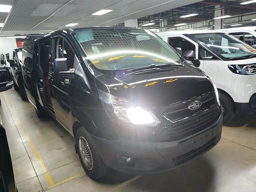 Ford Transit 2023 2022 2.0T Gasoline Automatic Multi-purpose Commercial Vehicle Medium Wheelbase Low Roof Lift-up Tailgate China VI