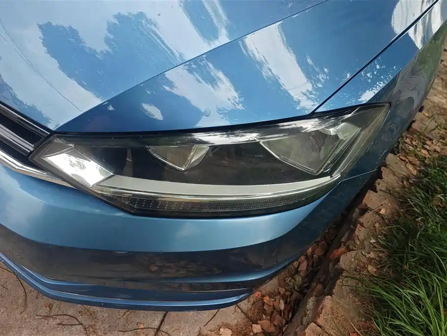 Volkswagen Touran 2018 Touran L 280TSI DSG Comfort 7-seater China V фото 5