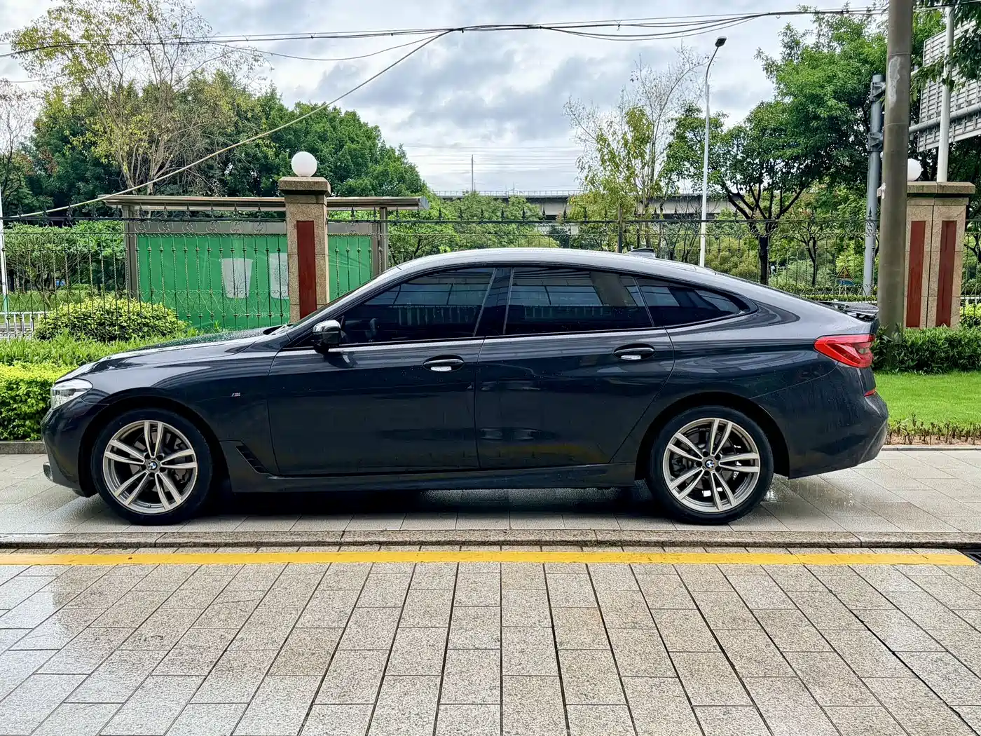 BMW 6 Series GT 2020 630i M Sport Package фото 3