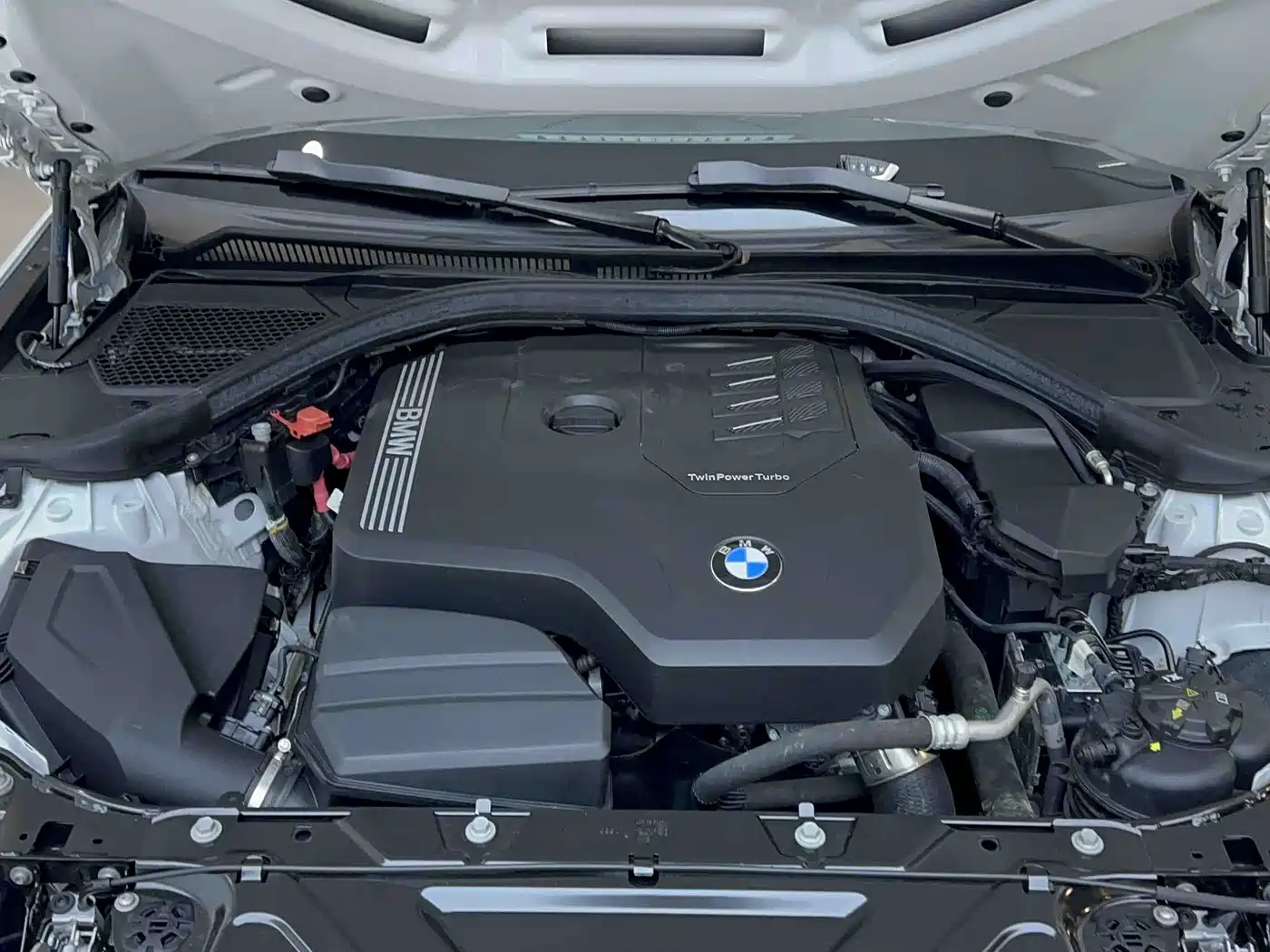 BMW 3 Series 2023 320Li M Sport Package фото 15