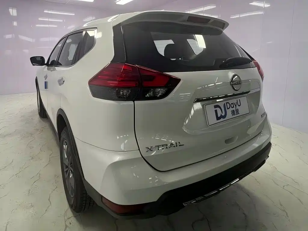 Nissan X-Trail 2026 2025 Honor 2.0L 2WD Leading Edition