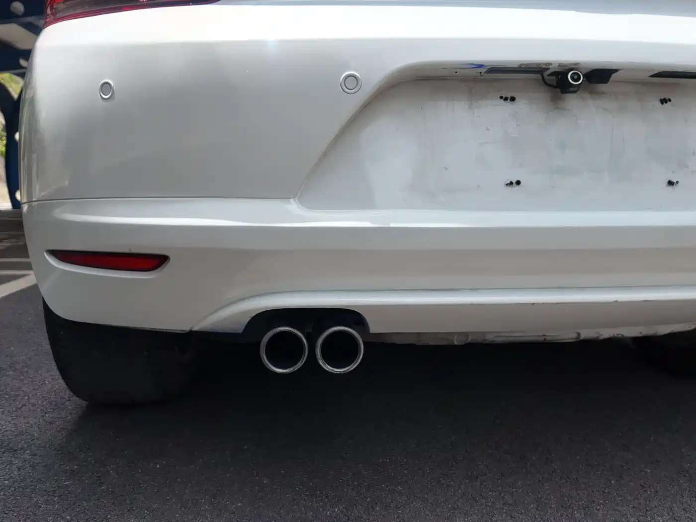 Volkswagen Scirocco 2011 2.0TSI Luxury фото 18