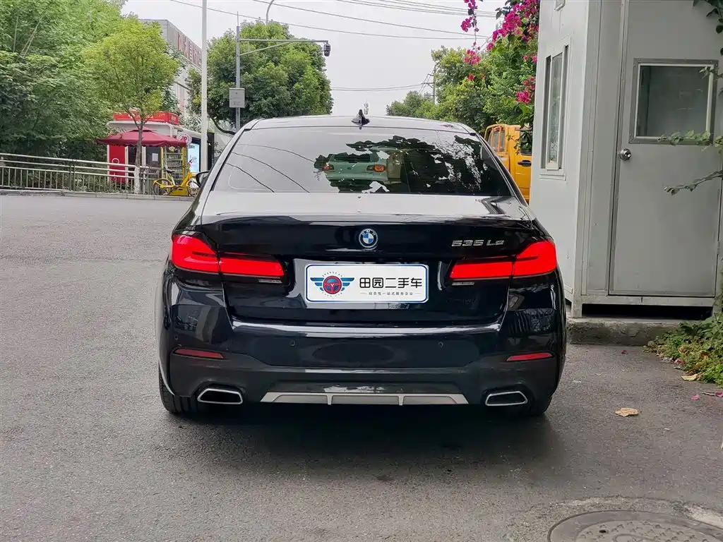 BMW 5 Series New Energy 2021 535Le M Sport Package фото 5
