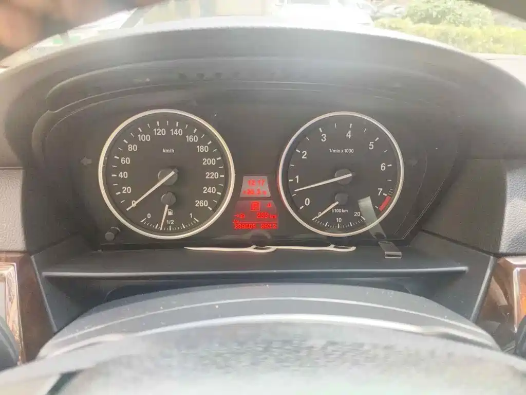 Фото 4 - BMW 5 Series