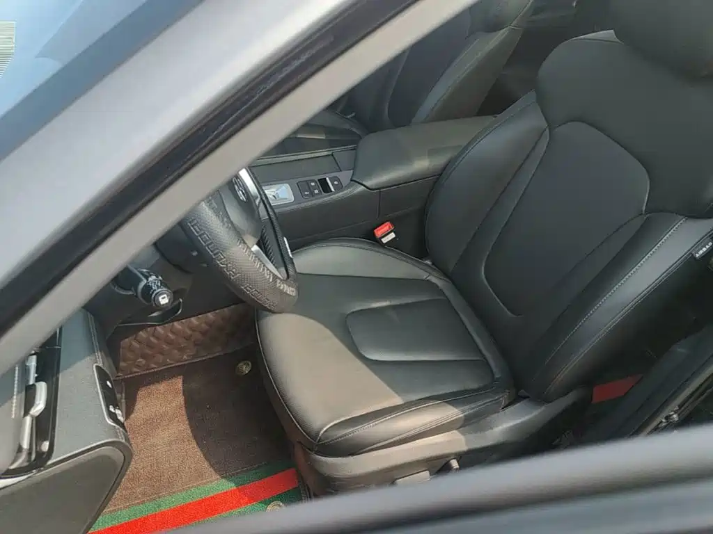 Hyundai Mistra 2021 2021 1.8L CVT LUX Premium