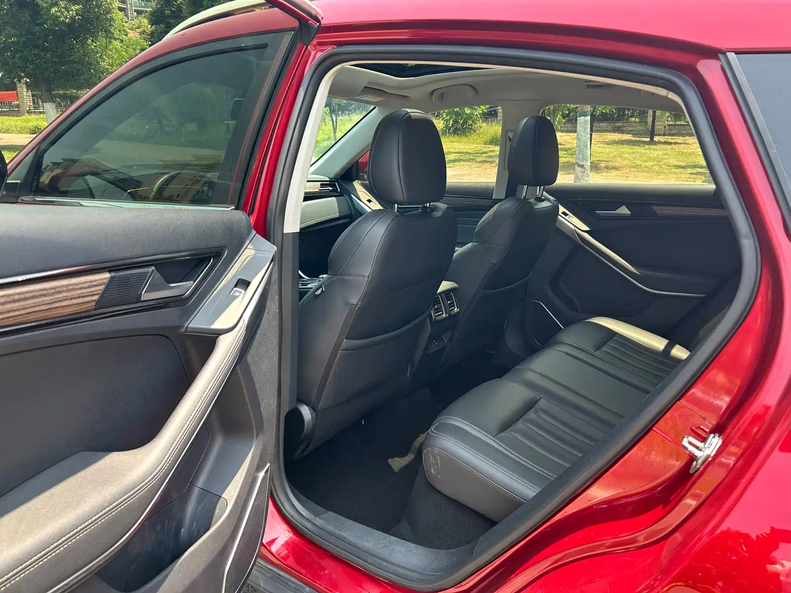 Photo 11 - Ford Territory