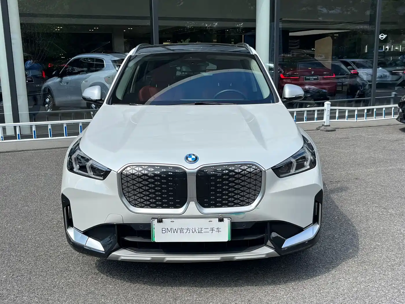 BMW iX1 2025 2025 eDrive25L X Design Package