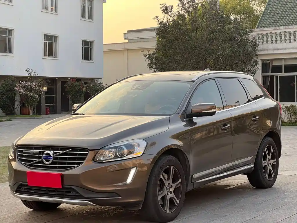Volvo XC60 (Import) 2013 2014 T5 Wisdom & Elegance