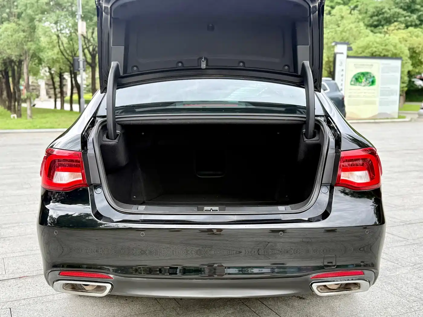 GAC Trumpchi Trumpchi GA8 2017 280T Premium Edition фото 20