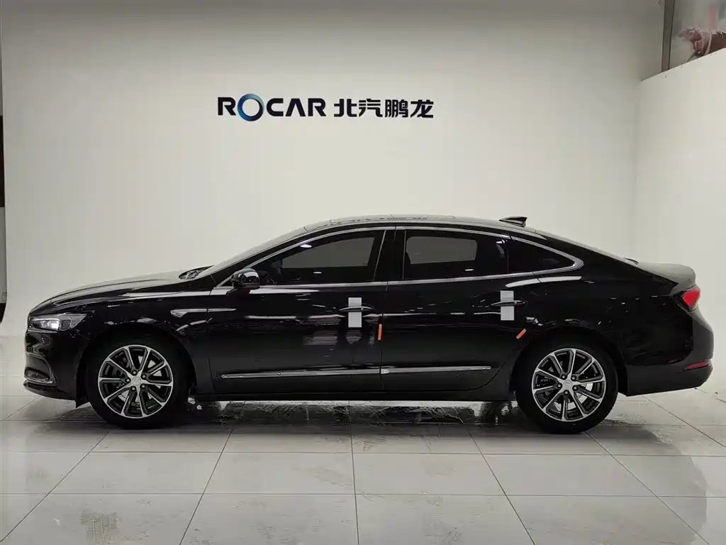 BUICK LACROSSE