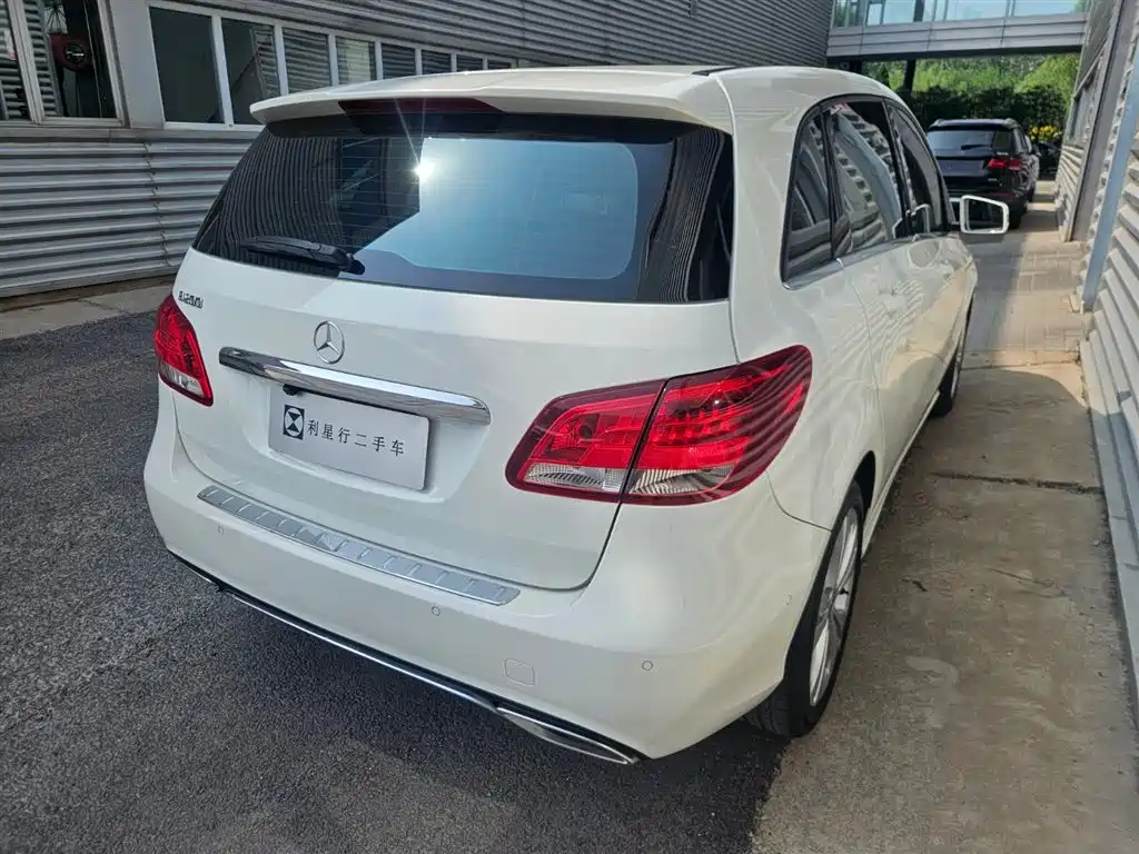 Mercedes-Benz B-Class 2019 B 200 Dynamic фото 4