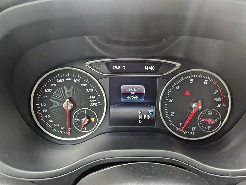 Mercedes-Benz B-Class 2019 B 200 Dynamic фото 8