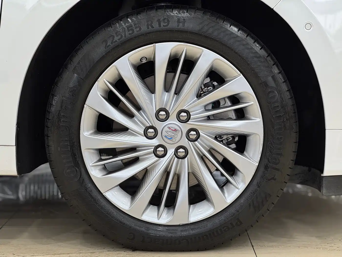 Buick Century 2023 2.0T 7-Seater World Edition фото 27