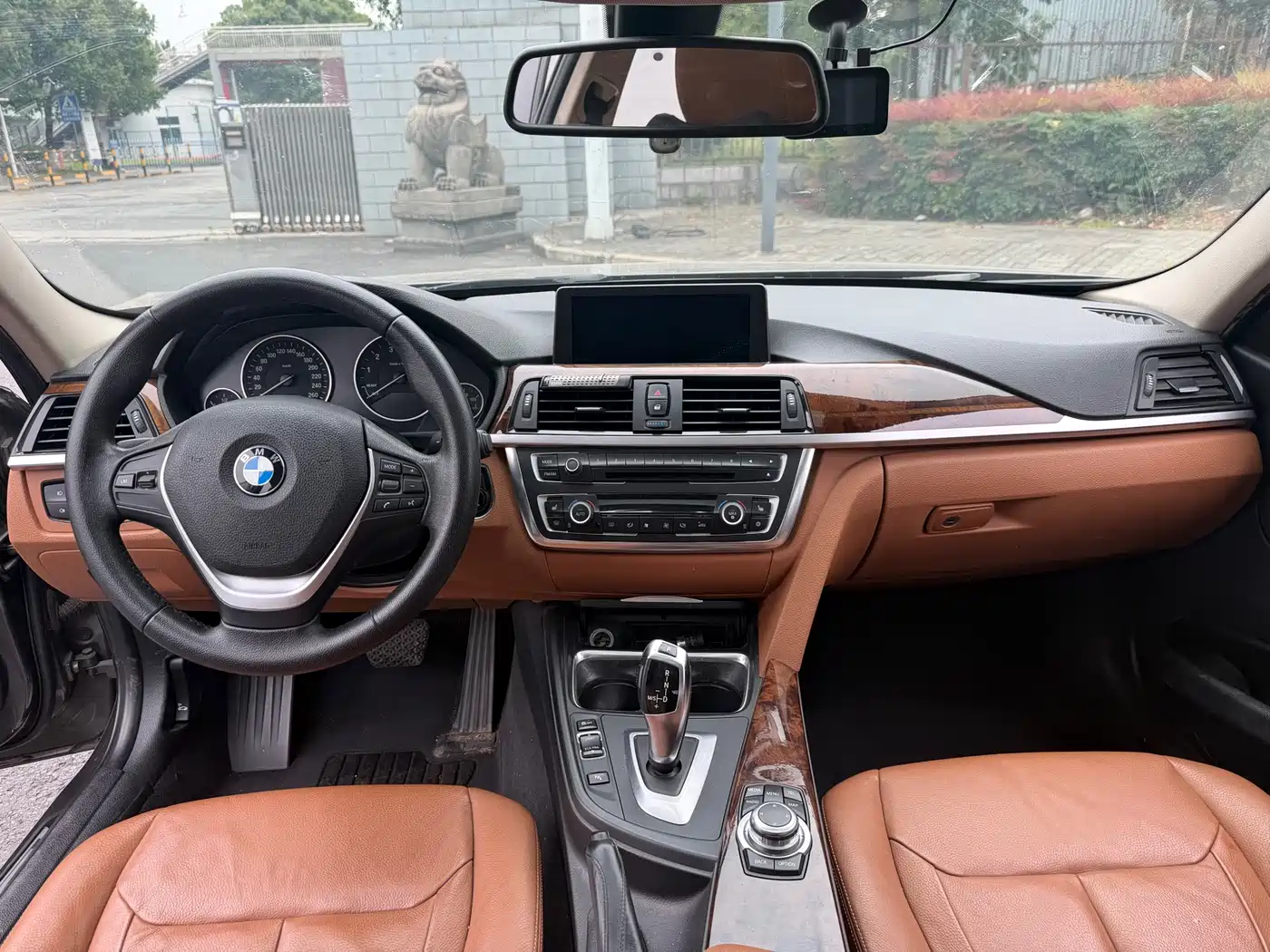 BMW 3 Series 2013 320Li Luxury Design Package фото 12