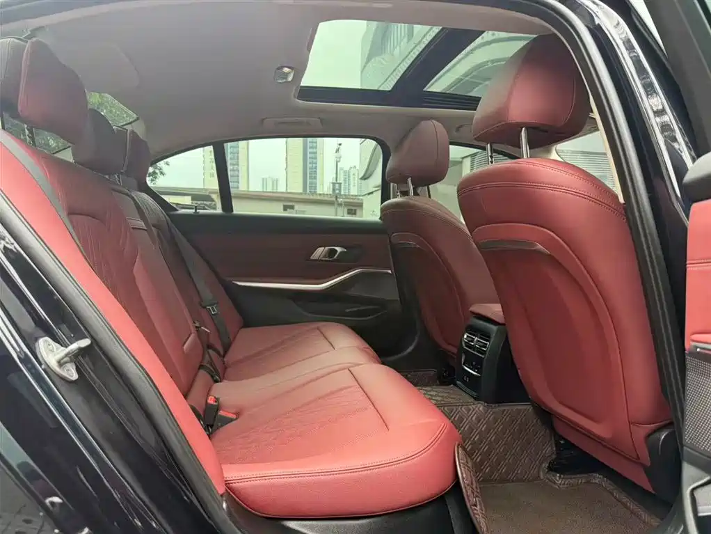 BMW 3 Series 2023 325Li M Sport Package фото 18