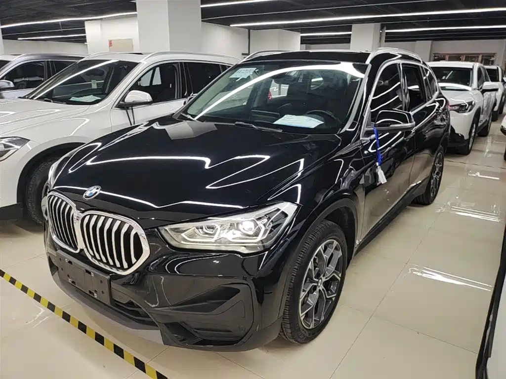 BMW X1 2021 sDrive25Li Leading