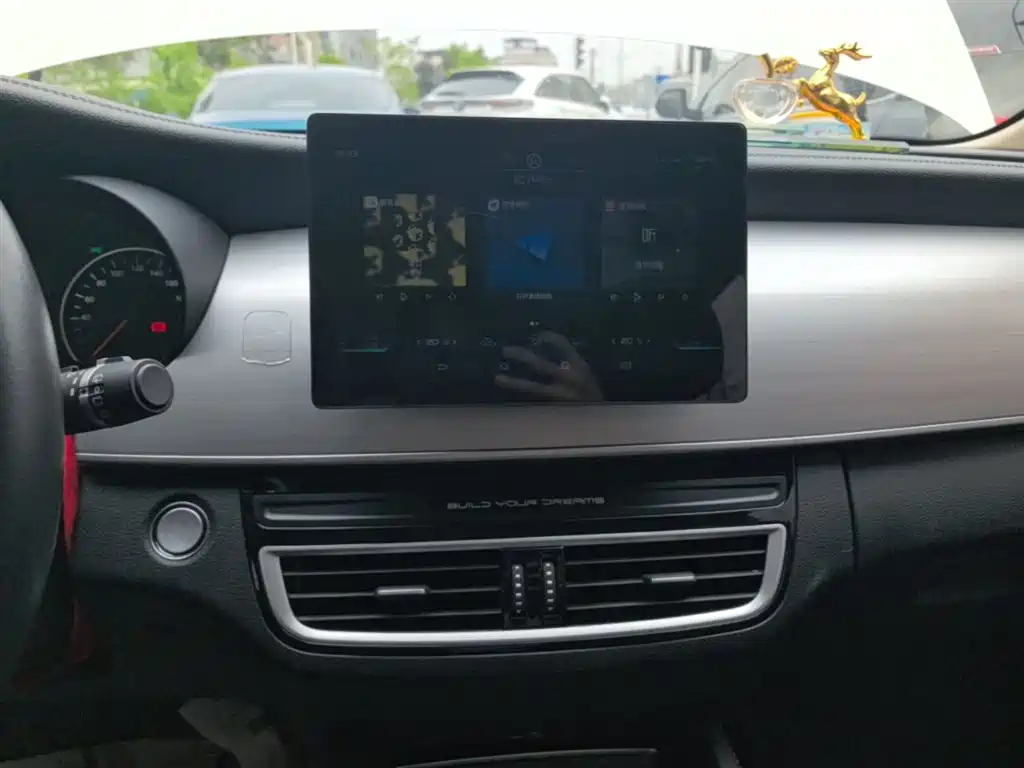 BYD Song MAX 2021 Upgrade 1.5T Automatic Luxury Edition 6-Seater фото 13