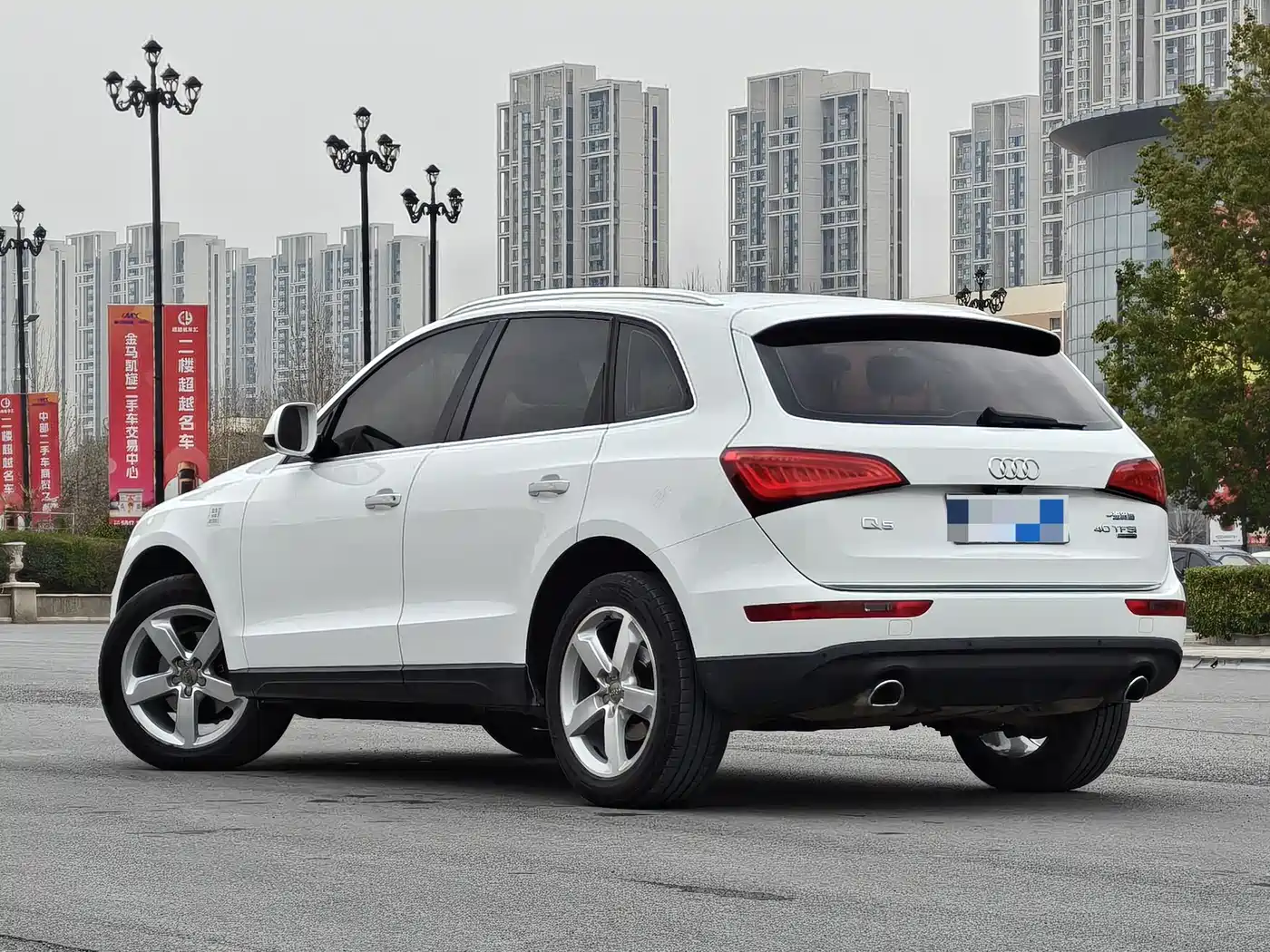 AUDI Q5