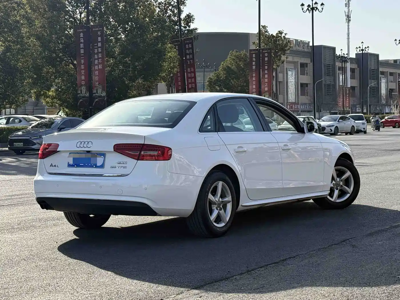 Audi A4L 2013 35 TFSI Automatic Standard фото 5