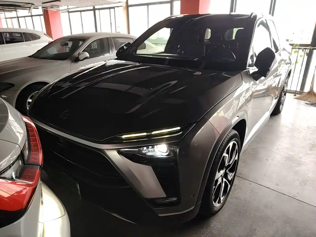 NIO ES8 2020