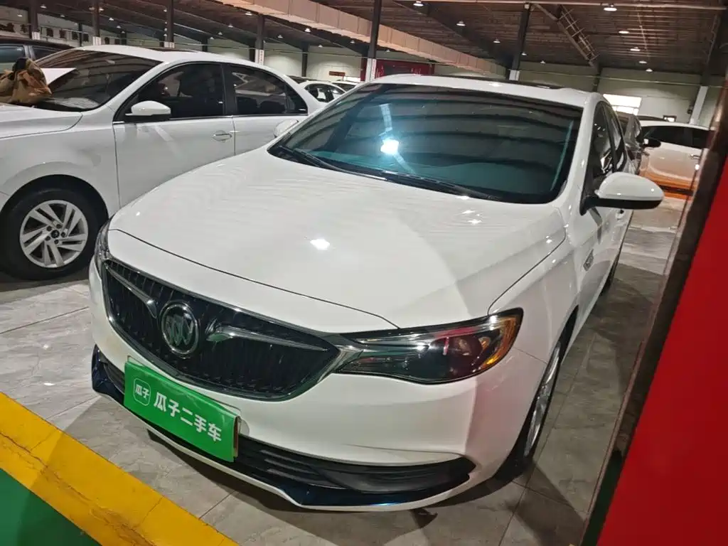 Фото 2 - Buick Excelle