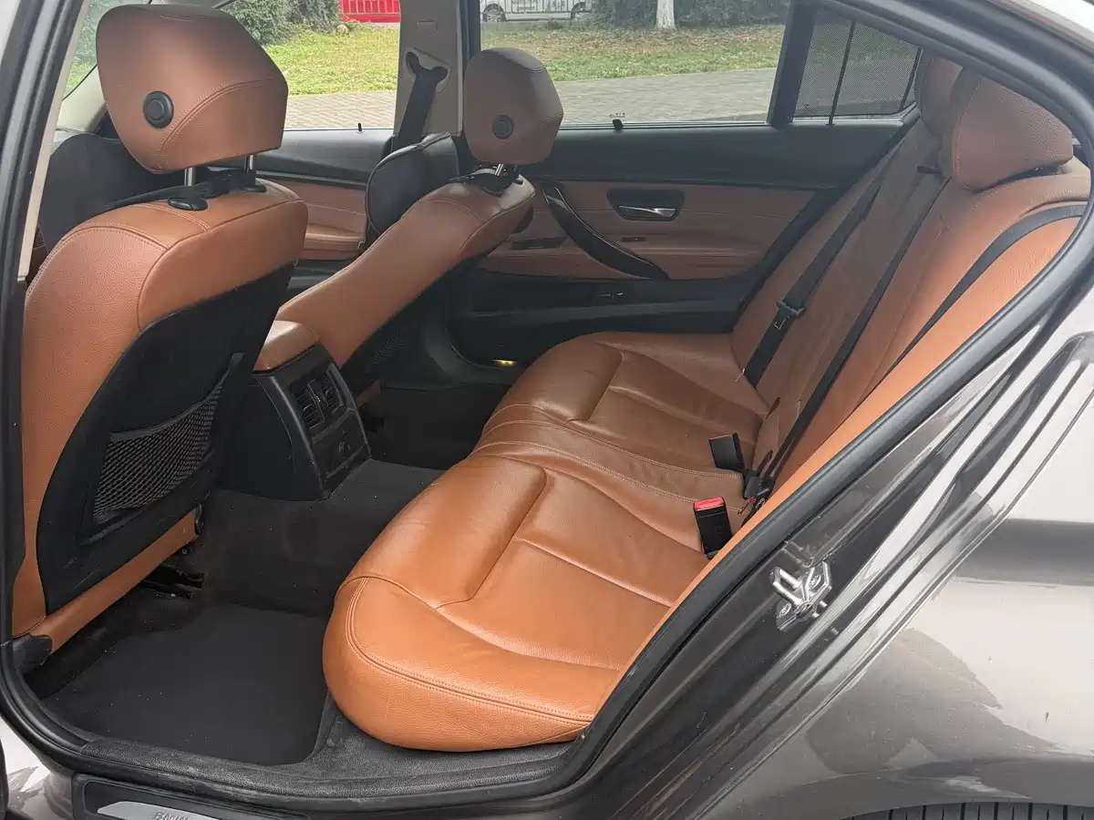 BMW 3 Series 2013 320Li Luxury Design Package фото 11