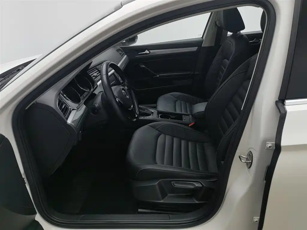 Volkswagen Lamando 2018 280TSI DSG Comfort Edition фото 10