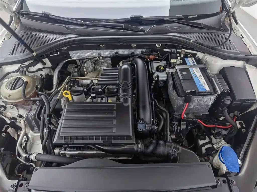 Volkswagen Lamando 2018 280TSI DSG Comfort Edition фото 6