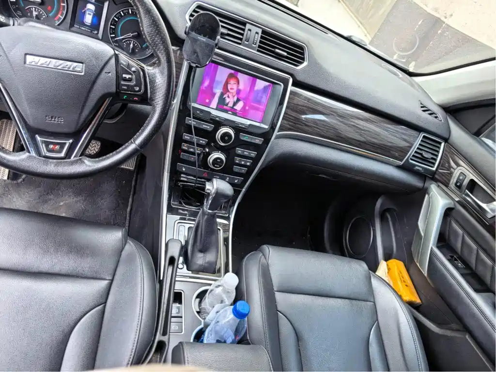 Photo 5 - Haval H2