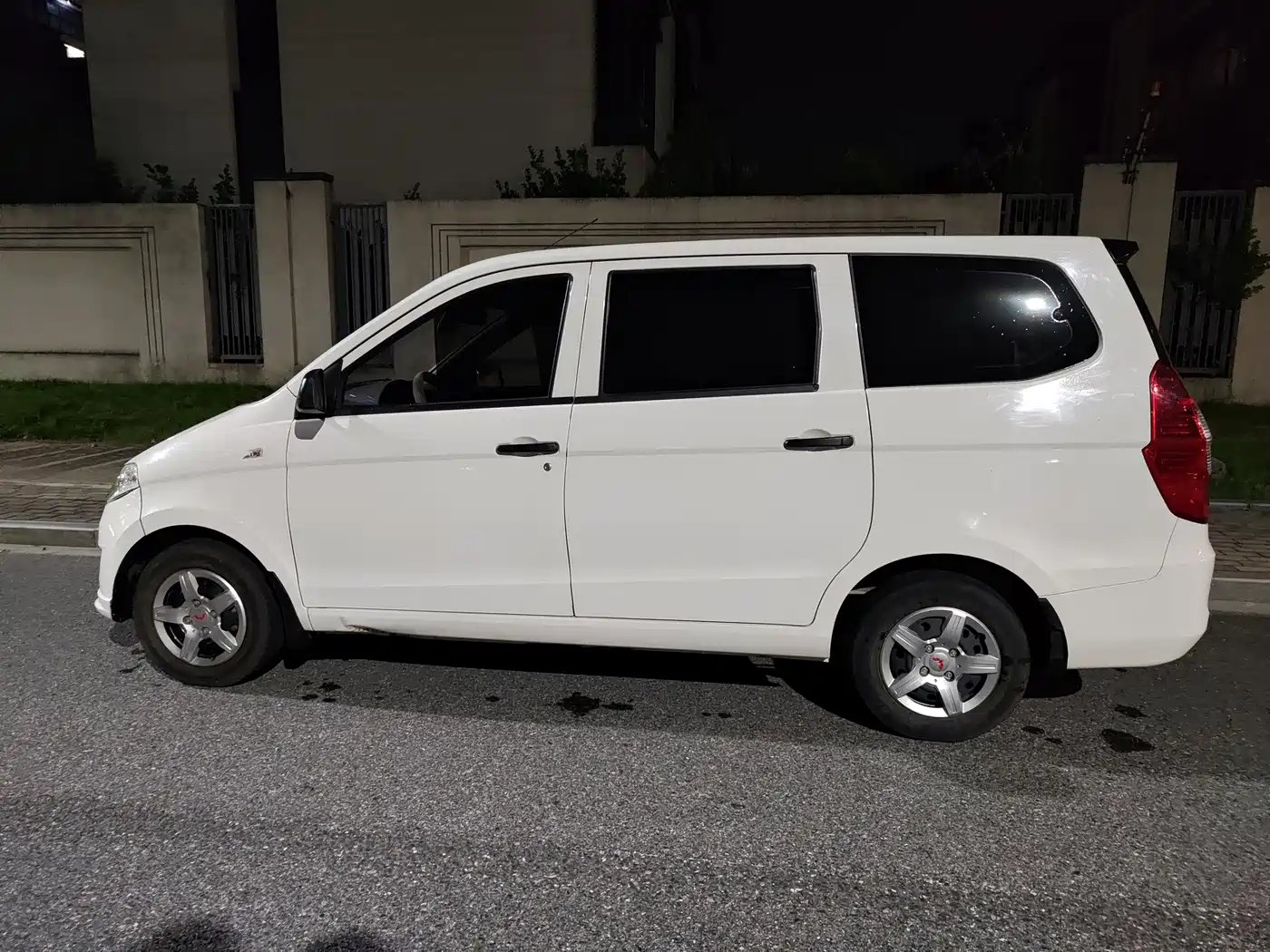 Wuling Motors Wuling Hongguang 2023 2021 1.5L S Basic LAR