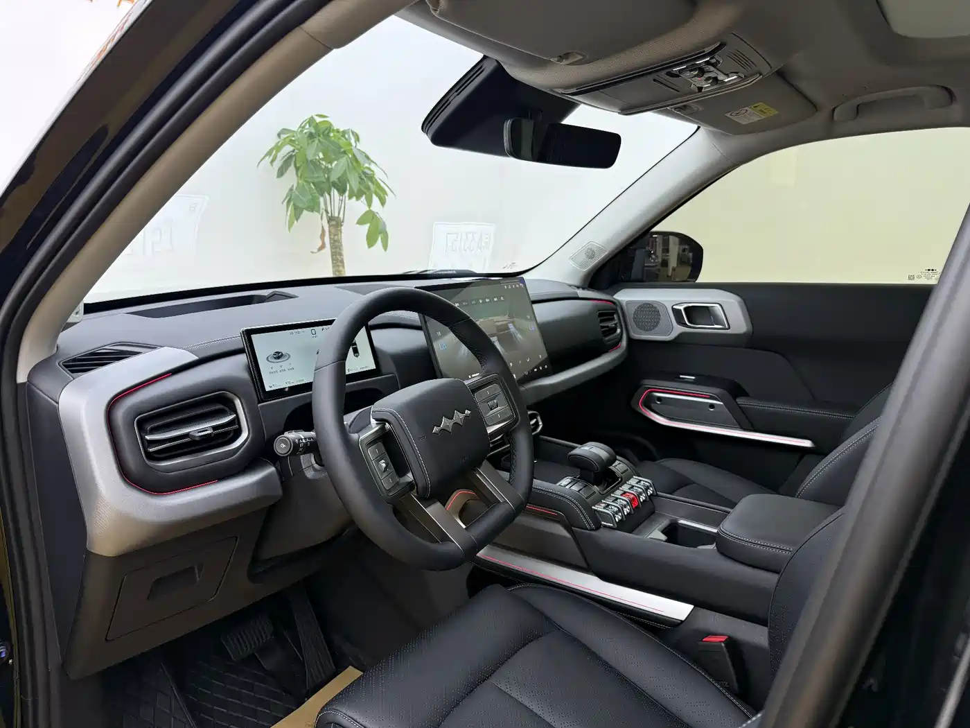 Fang Cheng Bao Titanium 3 2026 Model 620KM Rear-Wheel Drive Flash Charging Version фото 6