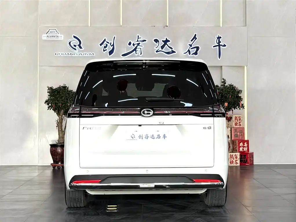 GAC Trumpchi Trumpchi E8 NEV 2024 Model 150km MAX+ фото 3