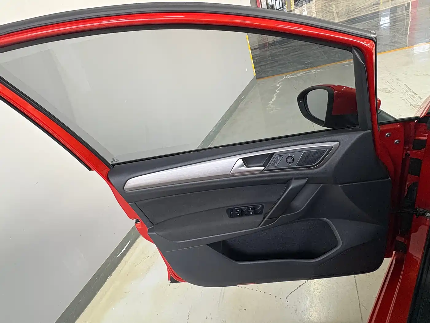 Volkswagen Golf Sportsvan 2016 1.6L Automatic Comfort фото 14
