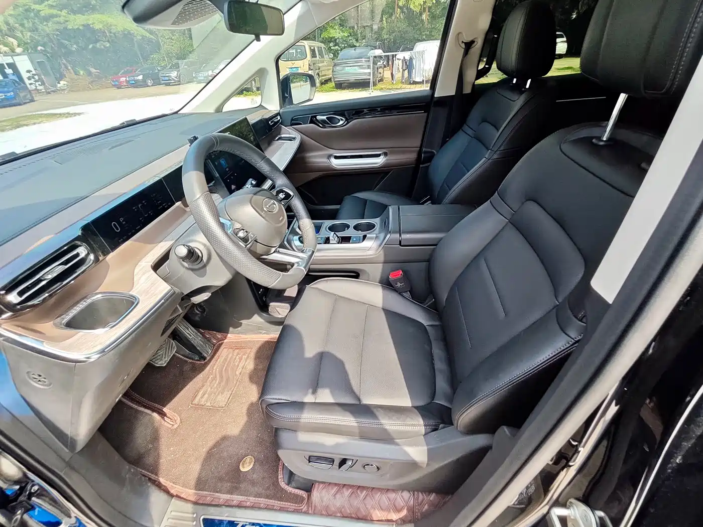 GAC Trumpchi Trumpchi E8 NEV 2024 Model 150km MAX фото 4
