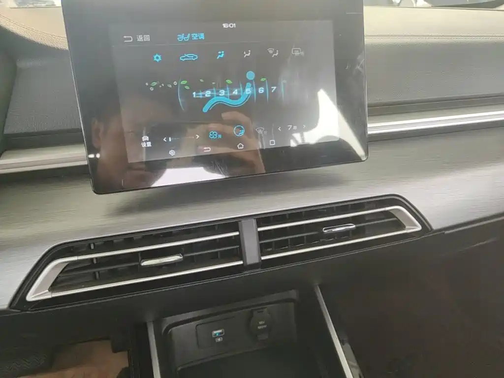 BYD Qin 2021 2019 1.5L Automatic Luxury Edition