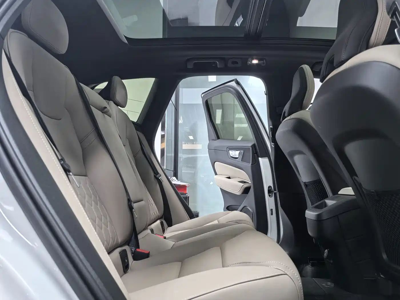 Volvo XC60 2025 2025 B5 AWD Smart Luxury Edition
