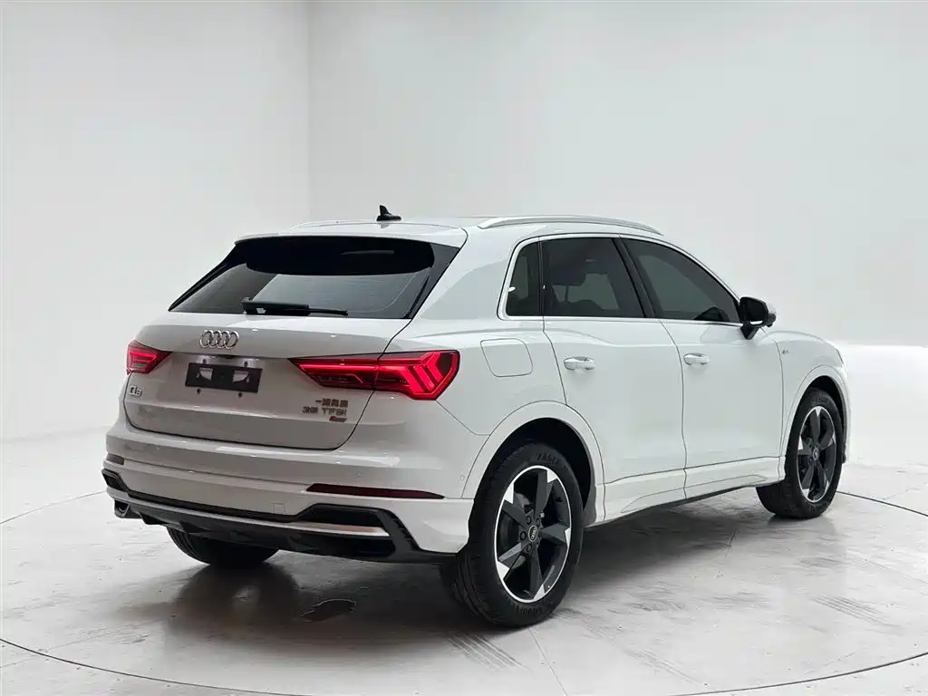 Audi Q3 2023 35 TFSI Fashion Dynamic (1.4T) фото 6