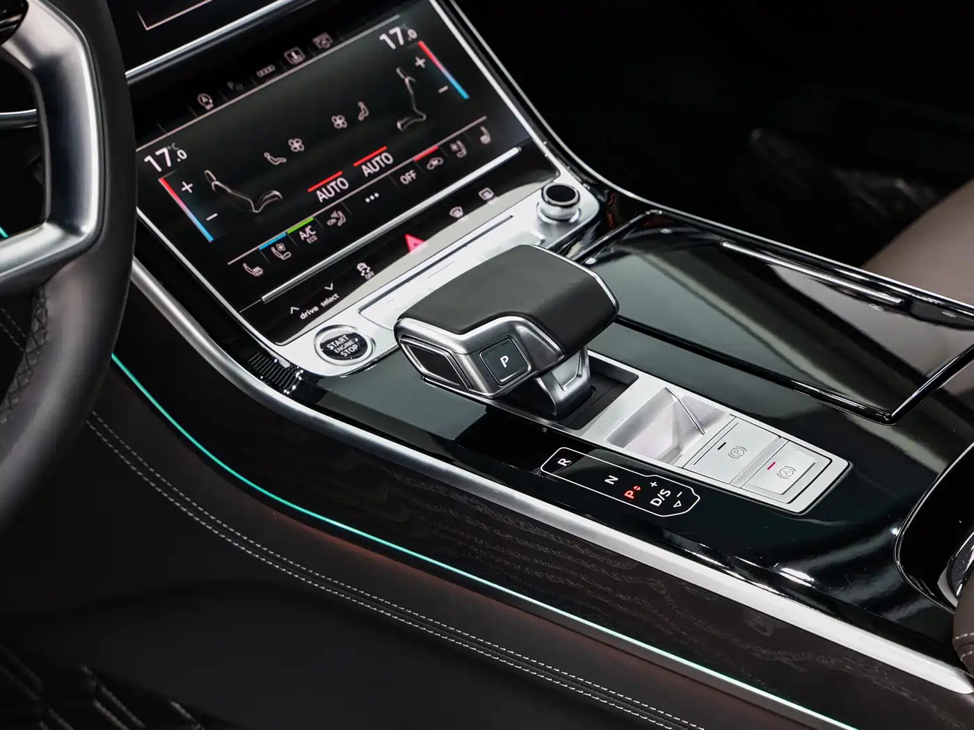 Audi A8 2025 A8L 50 TFSI quattro Exclusive Selection фото 19