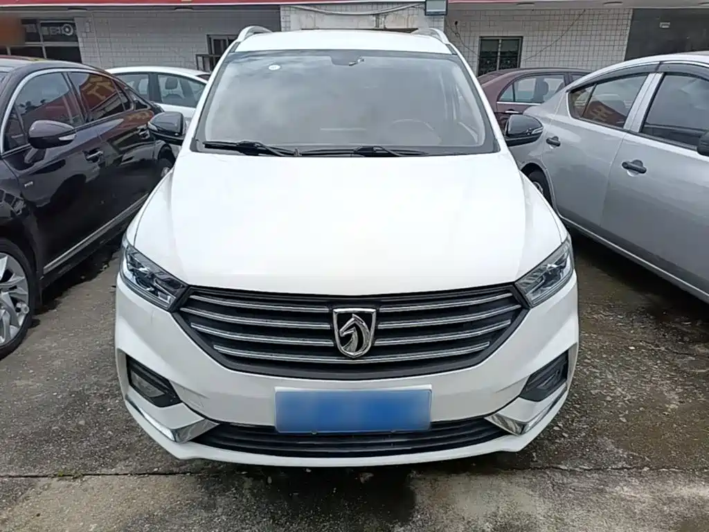 Baojun 360 2020 2019 1.5L CVT Elite (China VI)