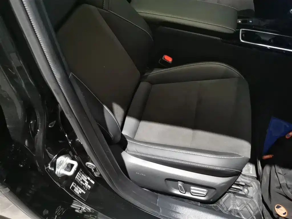 Toyota Camry 2024 Model Dual Hybrid 2.0HS Sport Edition фото 25