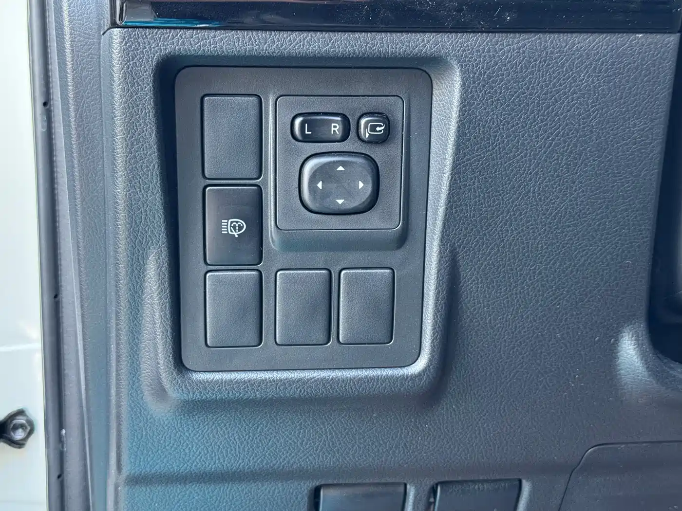 Toyota Prado 2016 2.7L Auto Luxury Edition фото 19