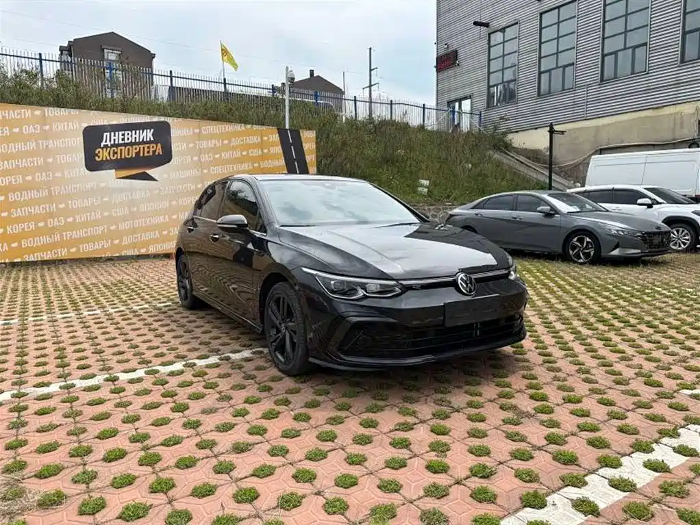 Volkswagen Golf 2021 280TSI DSG R-Line фото 3