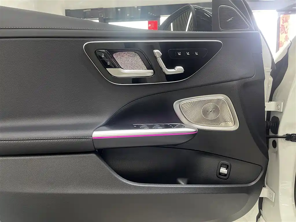Mercedes-Benz C-Class 2024 Facelift C 260 L Moonlight Sport фото 11
