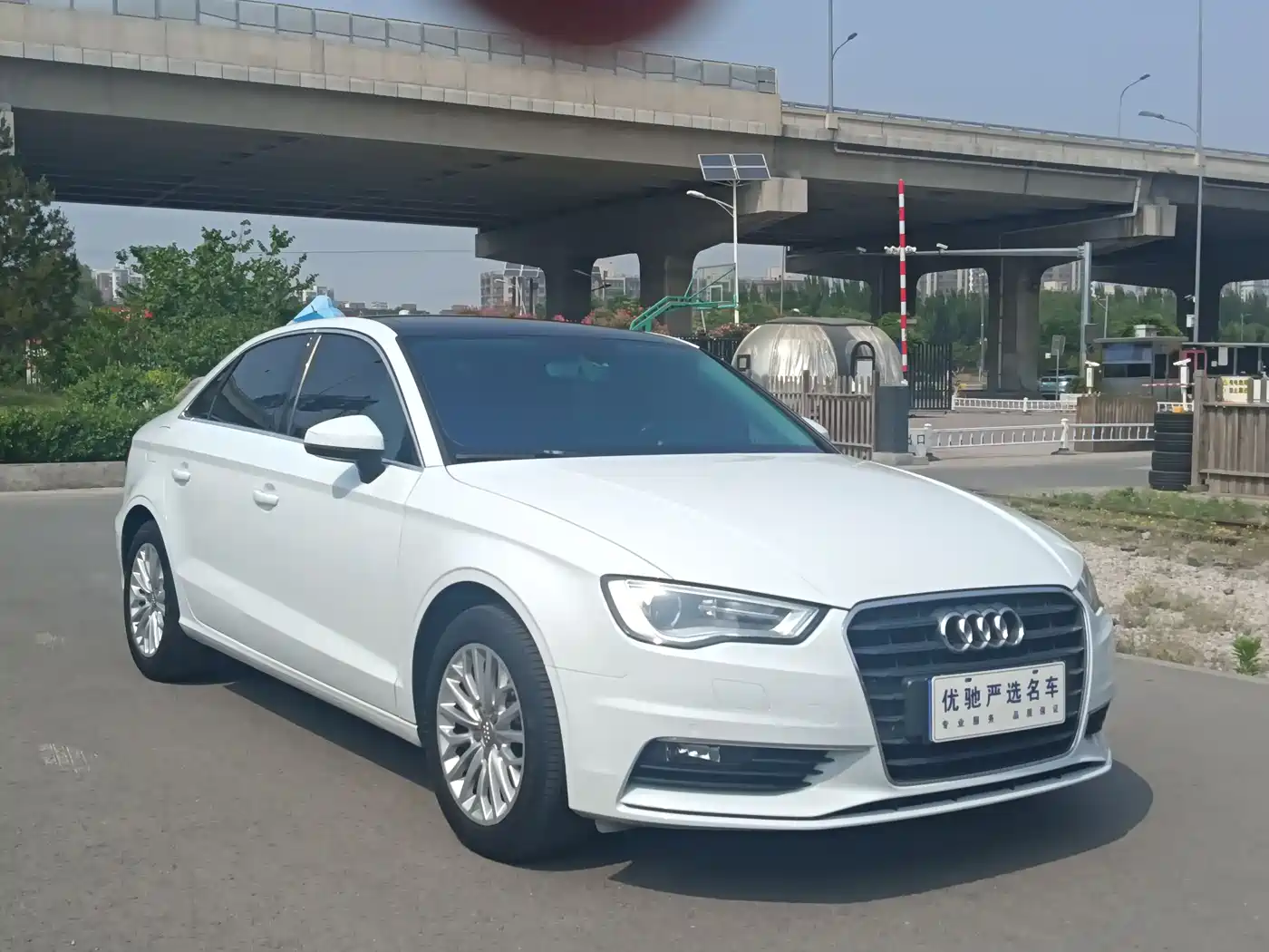 Audi A3 2016 Limousine 35 TFSI Leadership фото 4
