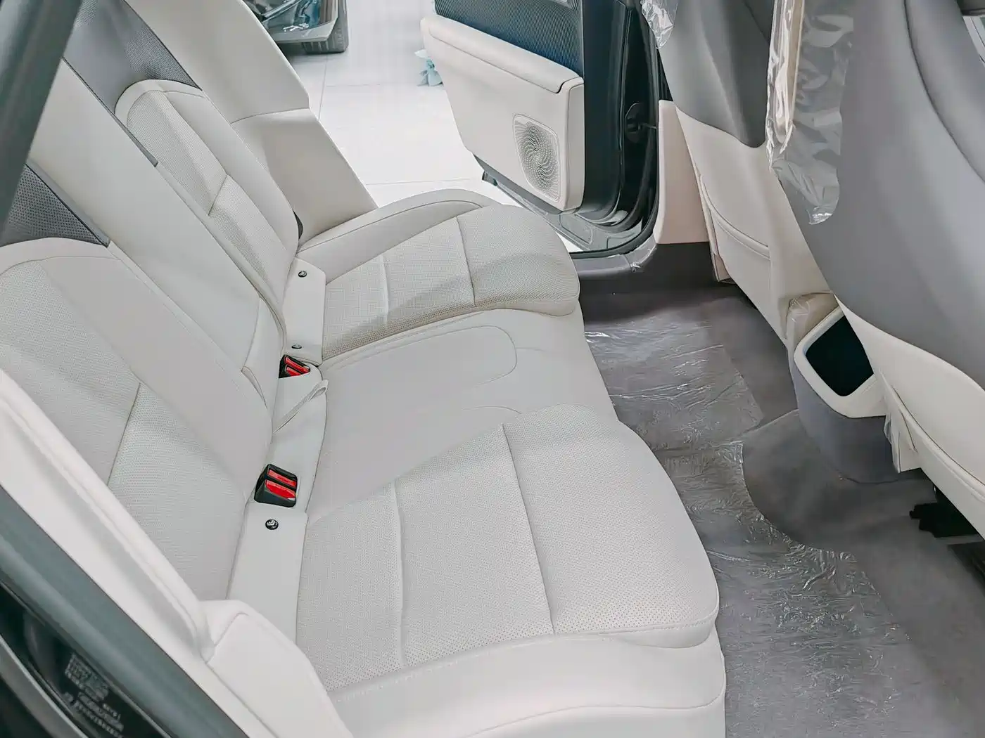 Avatr 12 2026 2026 Pure Electric 2WD Base Model