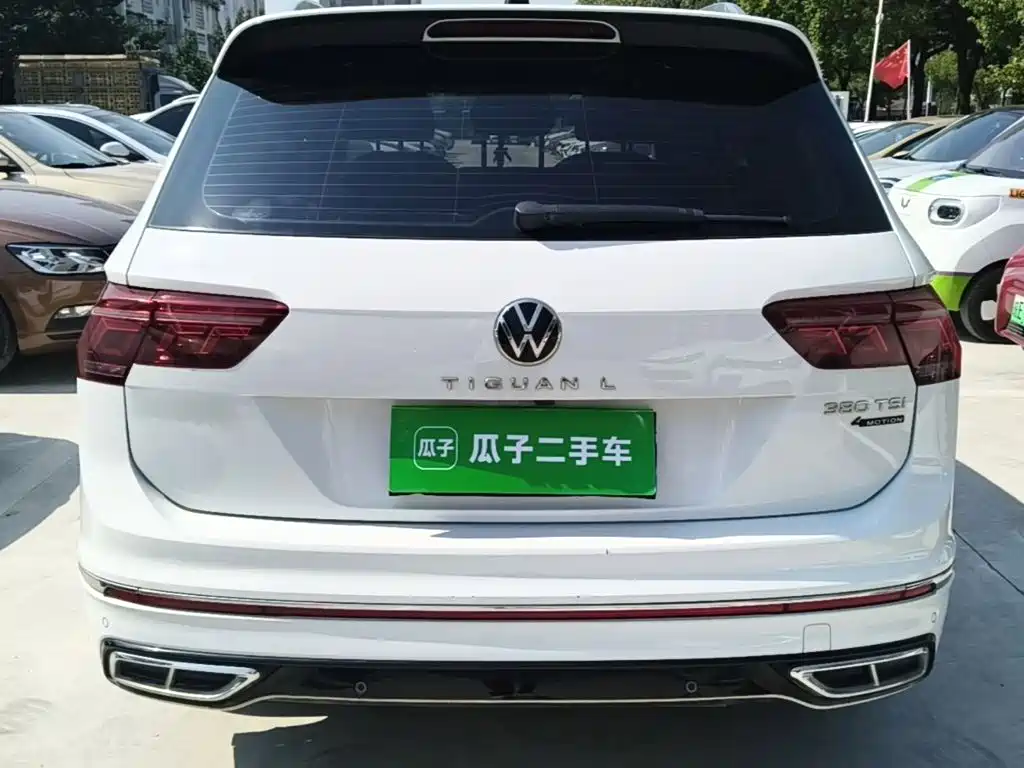 صورة 6 - Volkswagen Tiguan L