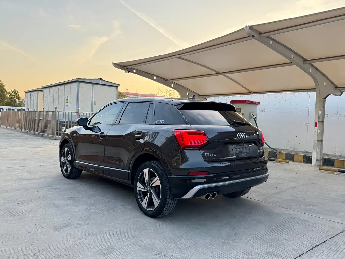AUDI Q2L