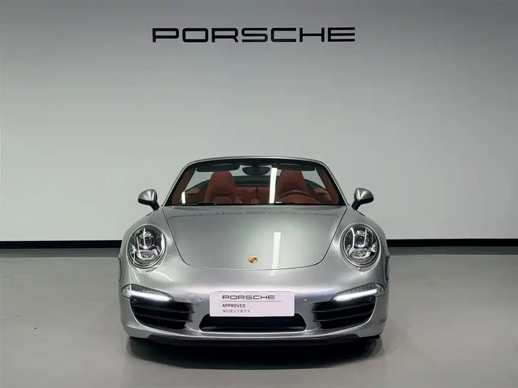 Фото 2 - Porsche 911