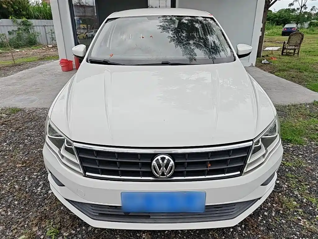 Volkswagen Jetta 2017 1.5L Automatic Fashion фото 3